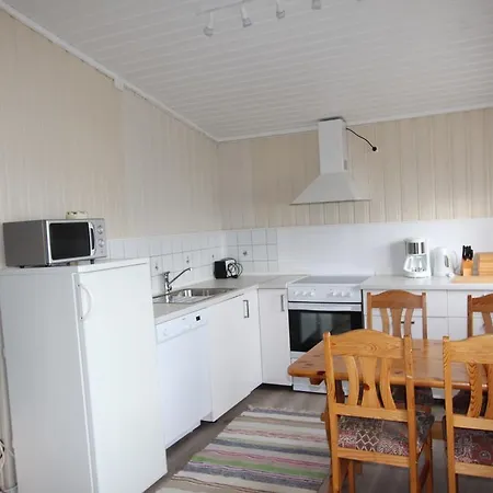 Inn Fjellvaer Gjestegard Knarrlagsund